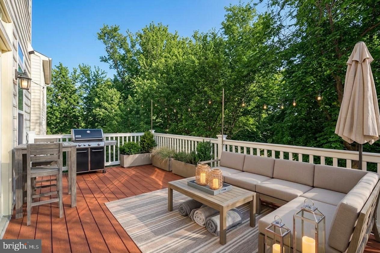 ENCLAVE AT WAVERLY WOODS - Residential