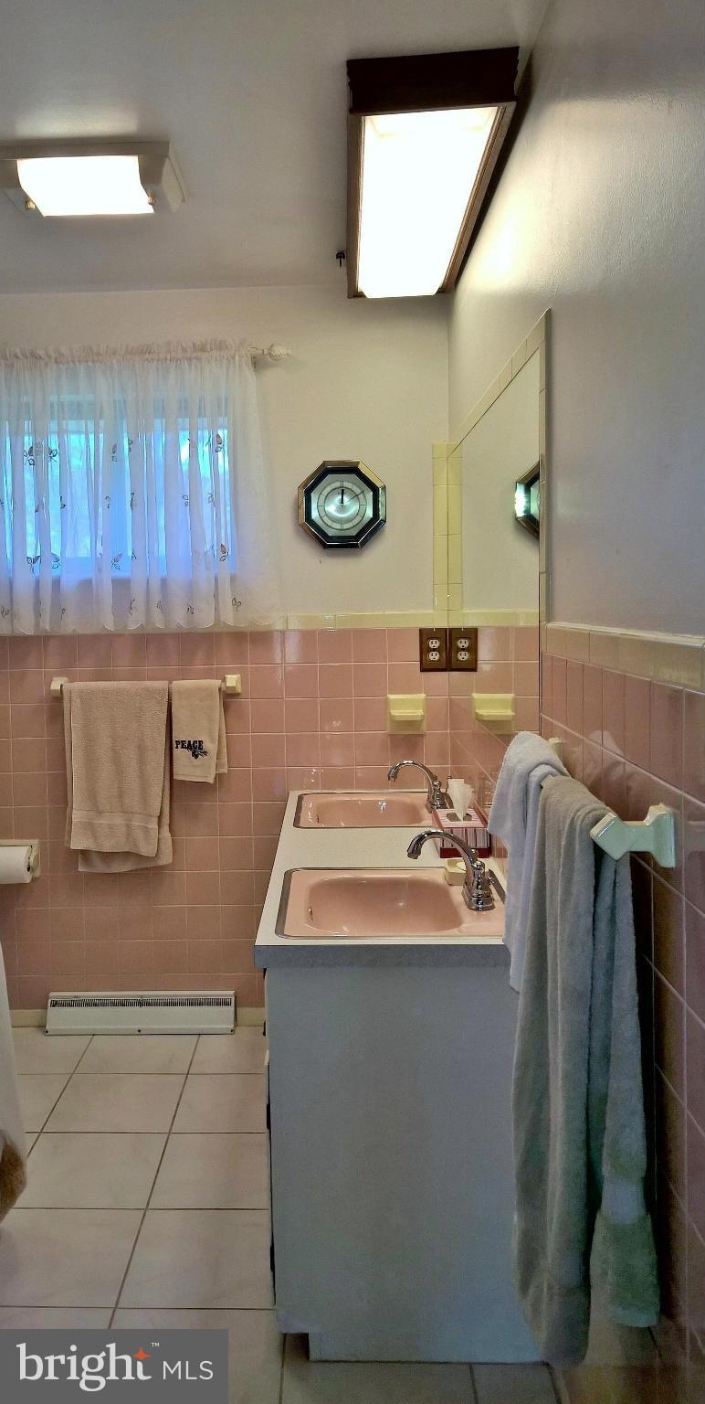 BOWMANS - Residential