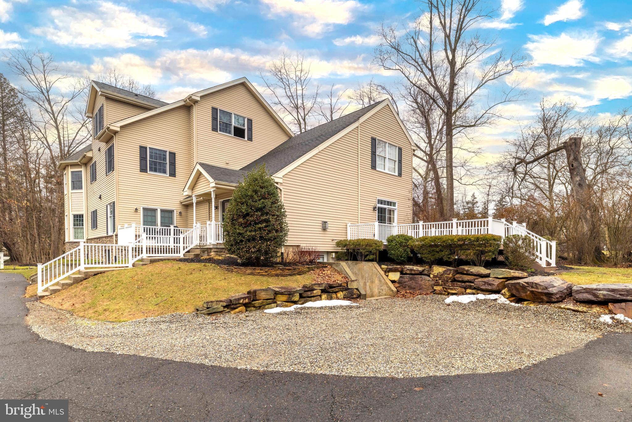 LANGHORNE MANOR - Residential