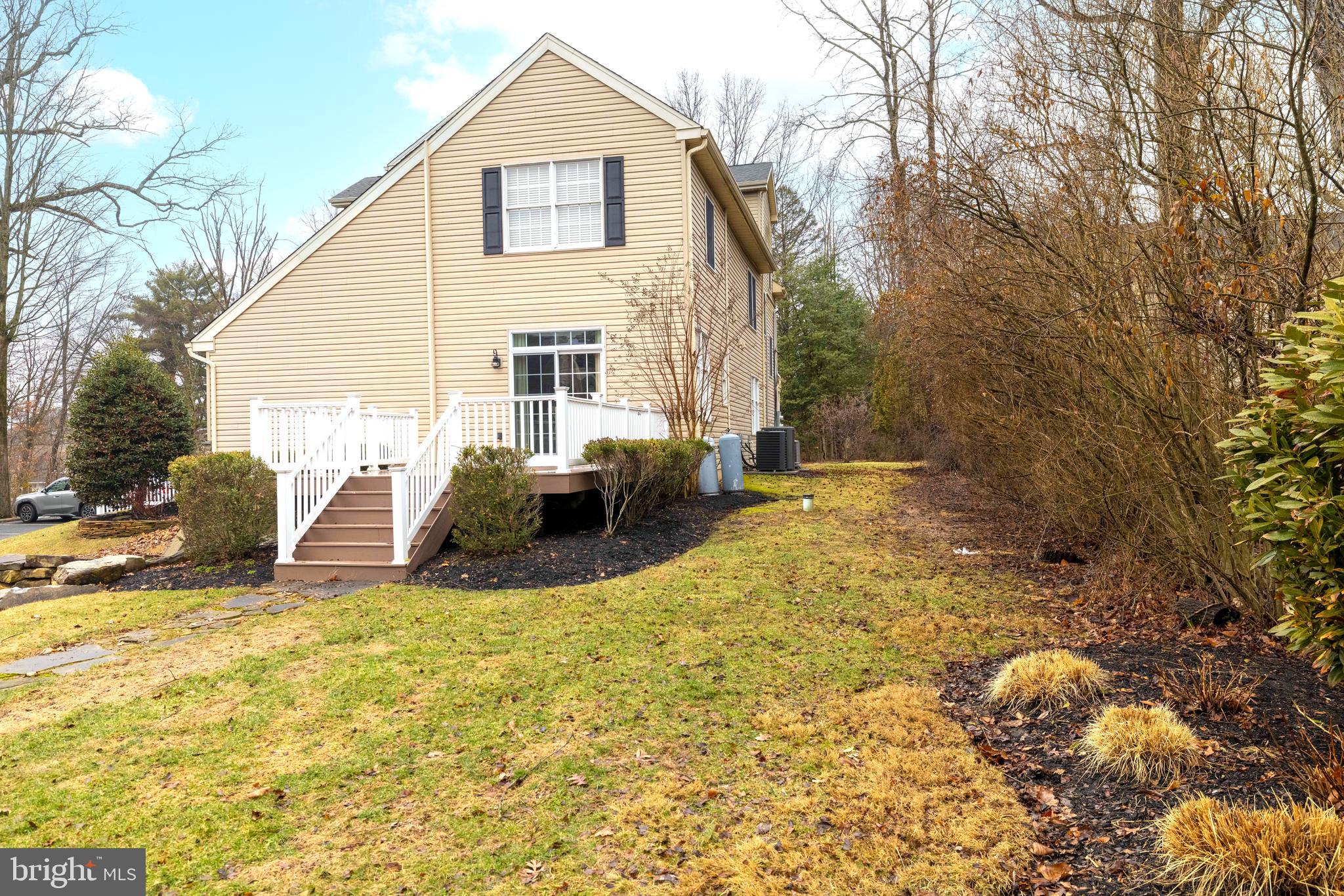 LANGHORNE MANOR - Residential