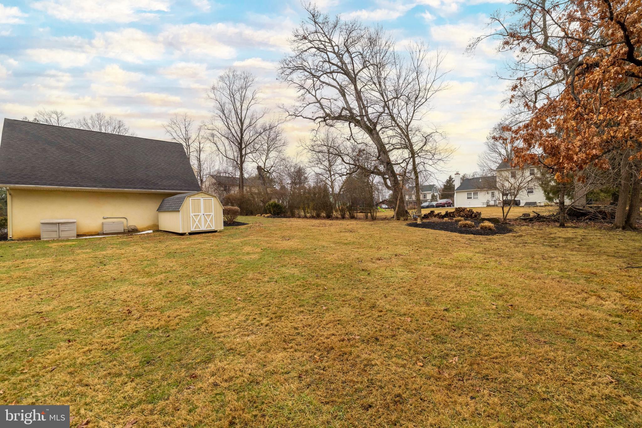 LANGHORNE MANOR - Residential