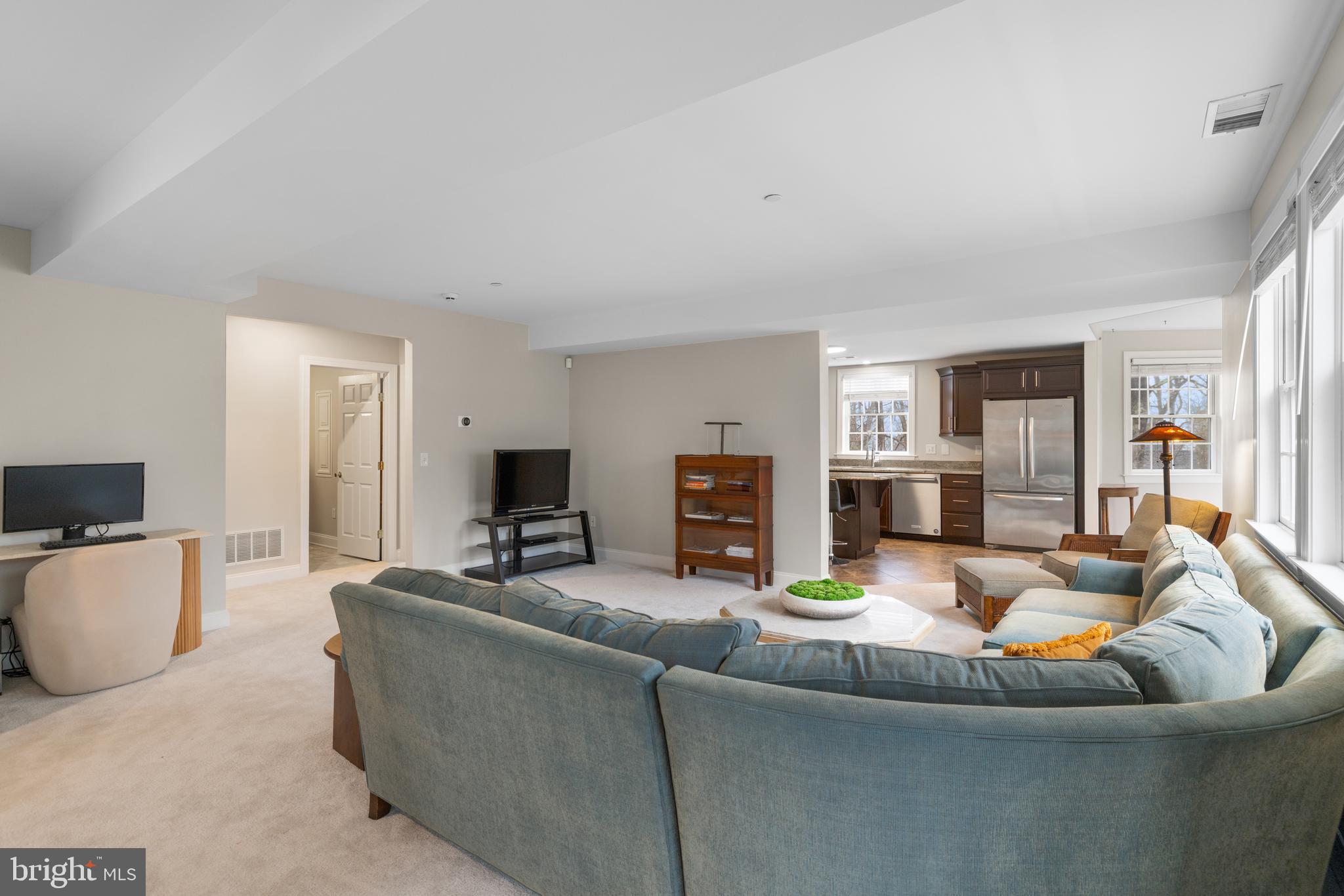 LANGHORNE MANOR - Residential