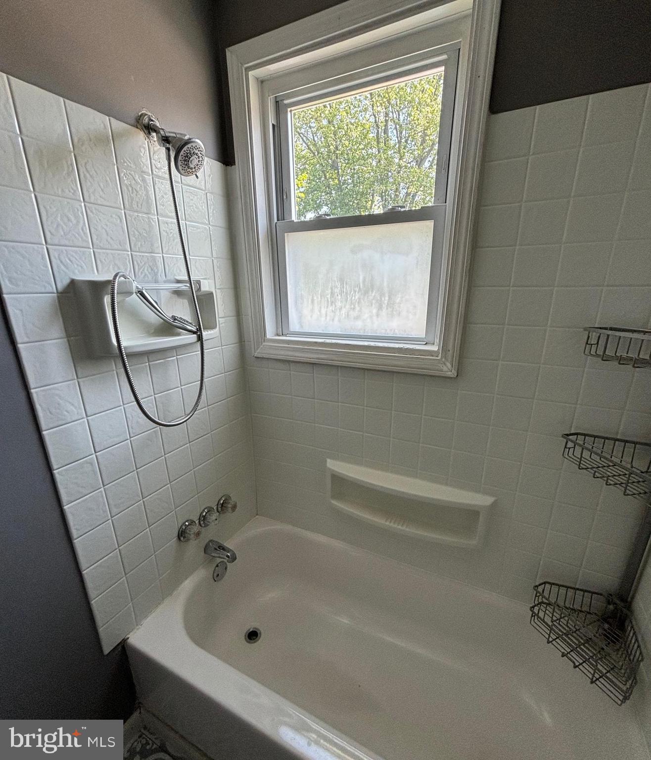 GARDEN CITY - Residential Lease