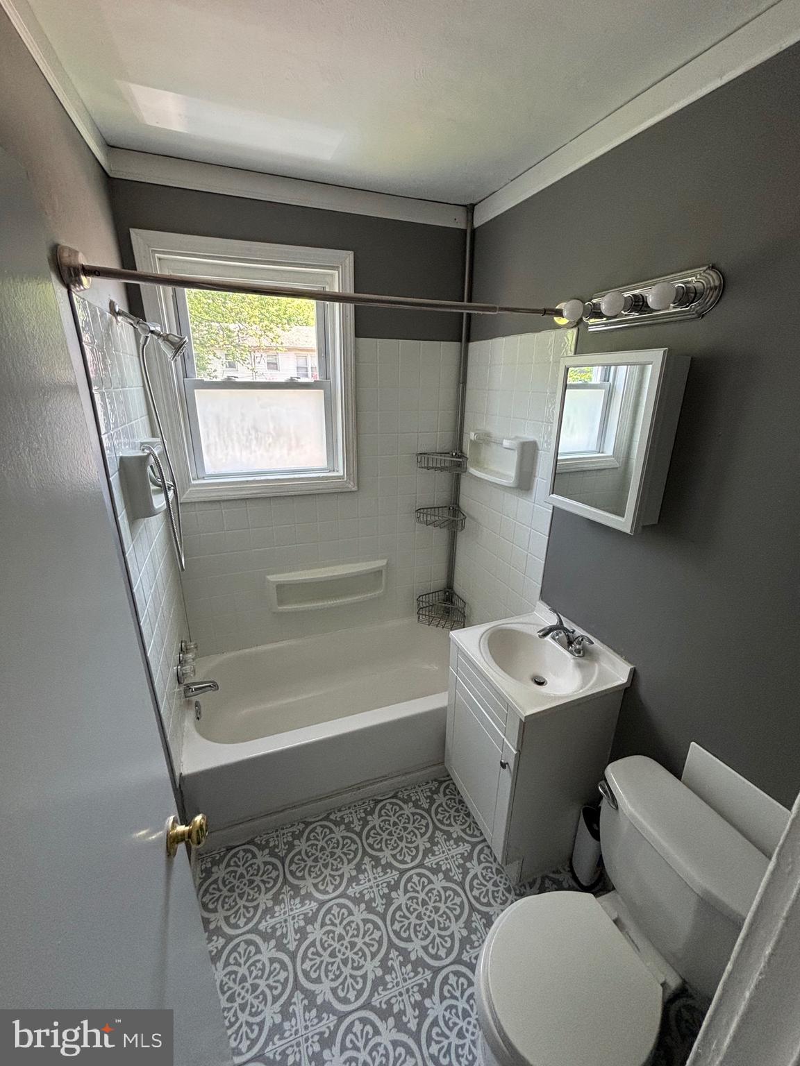 GARDEN CITY - Residential Lease