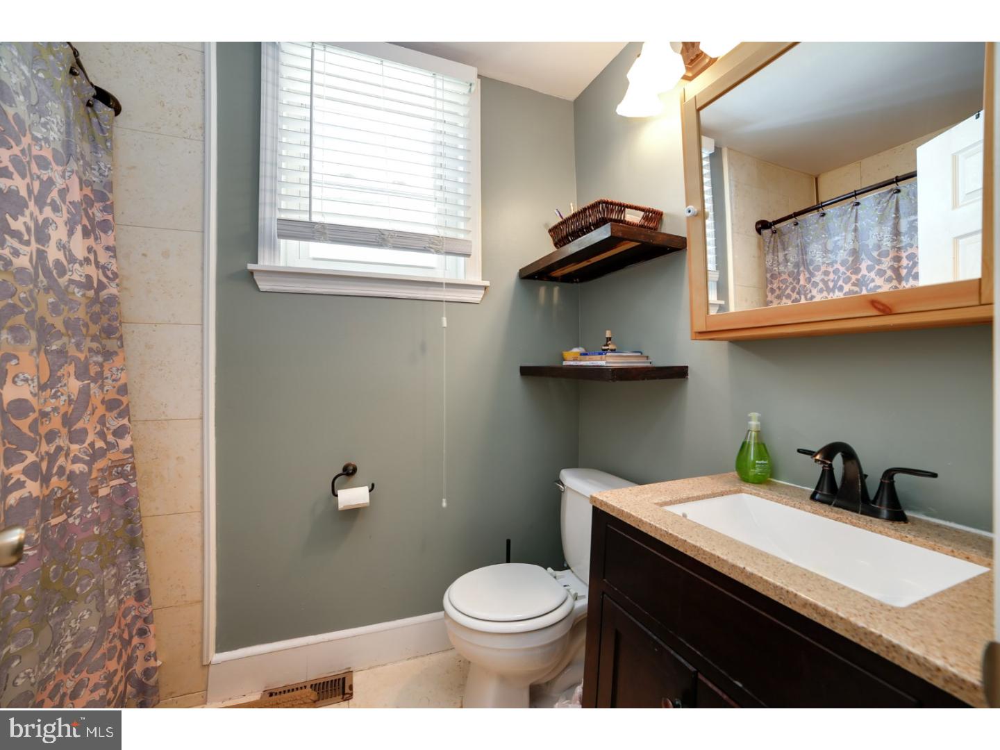 POINT BREEZE - Residential