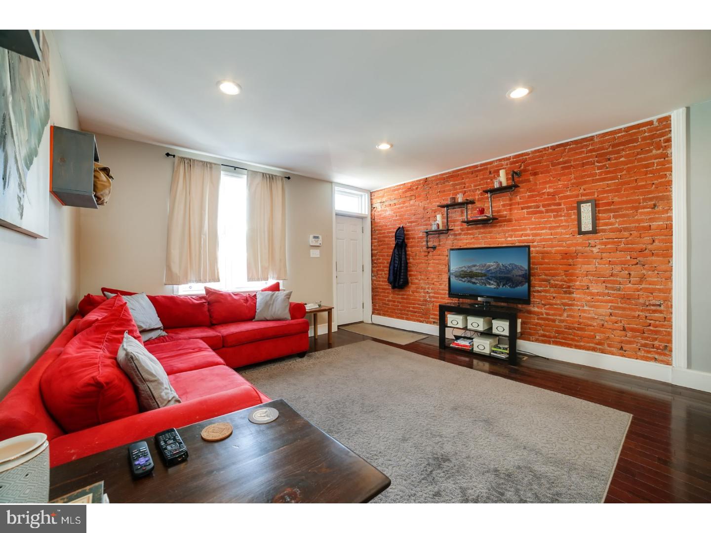 POINT BREEZE - Residential