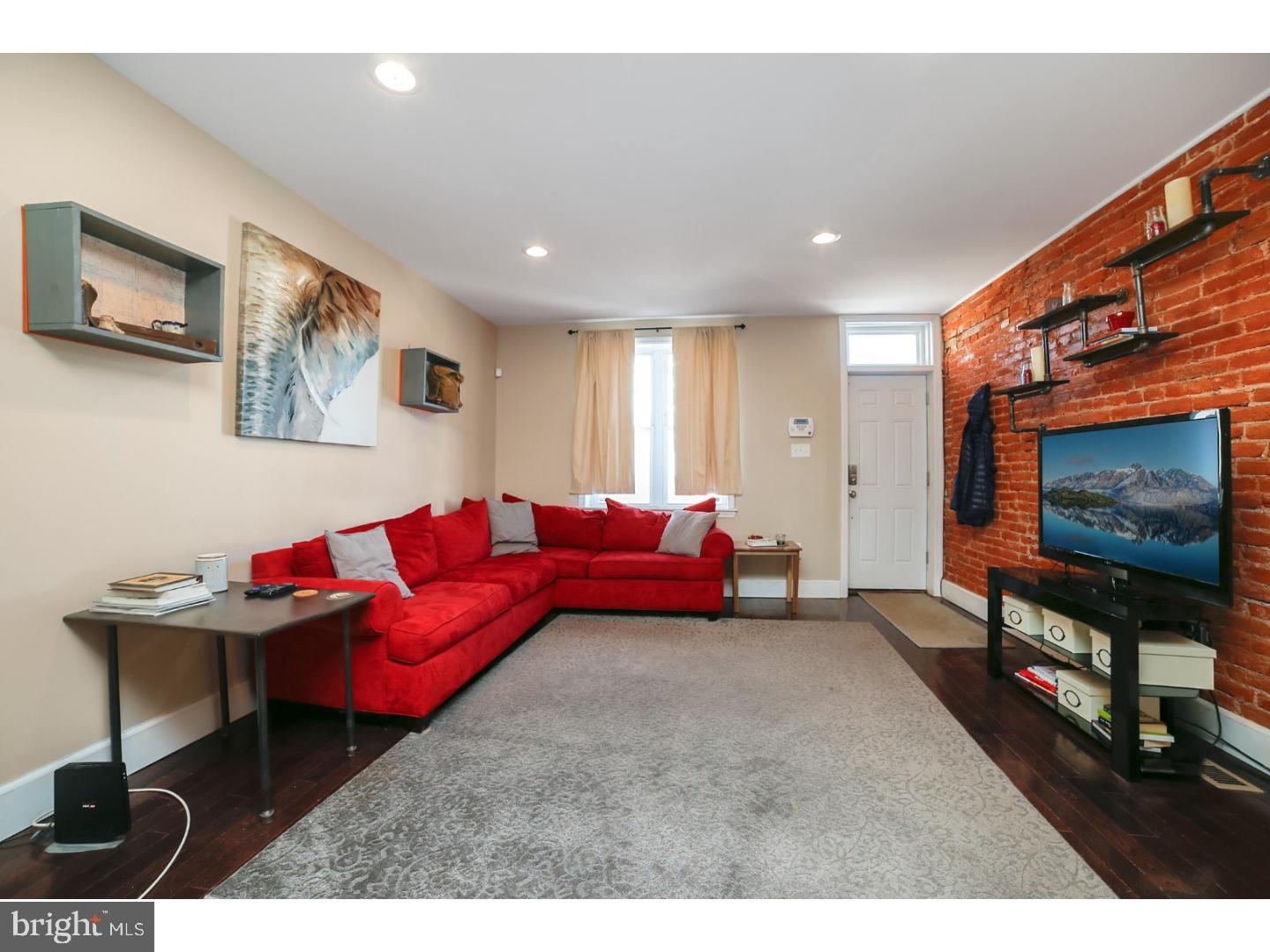 POINT BREEZE - Residential