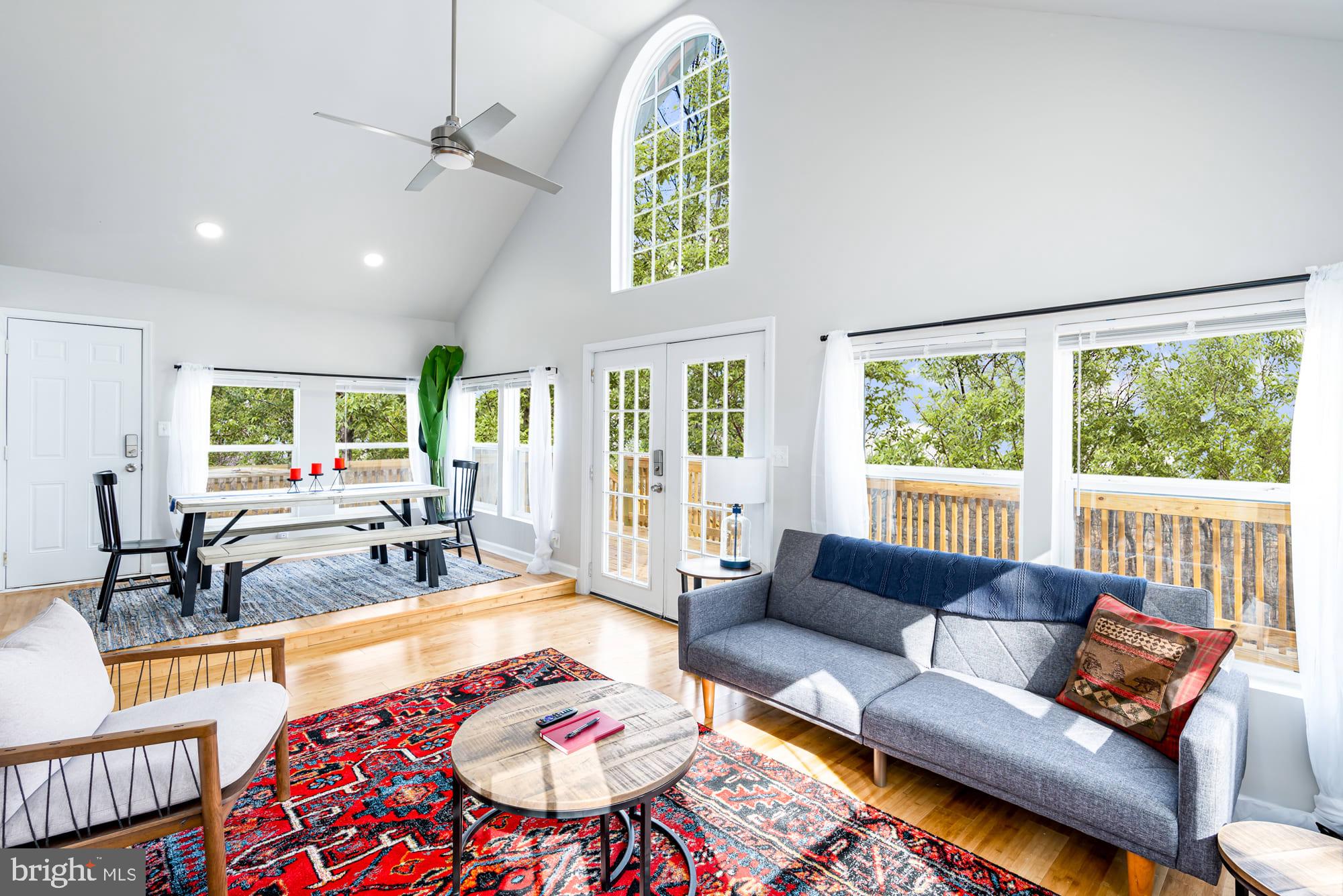 SLEEPY HOLLOW - Residential