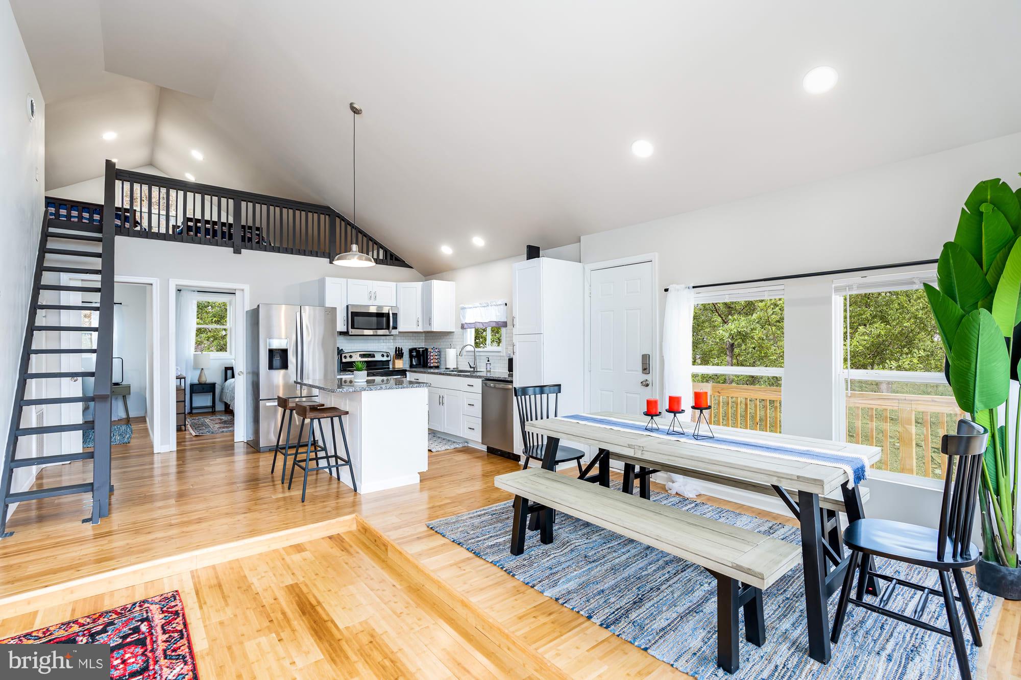 SLEEPY HOLLOW - Residential