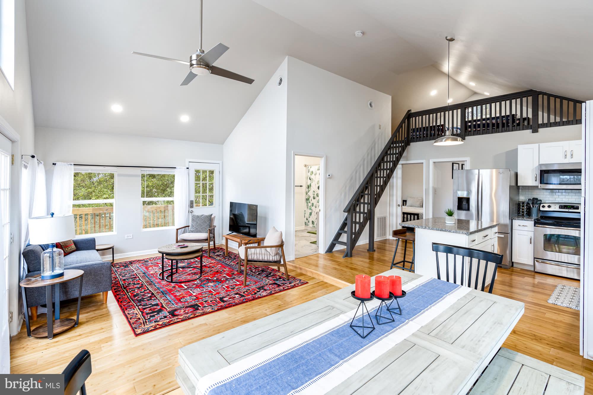 SLEEPY HOLLOW - Residential