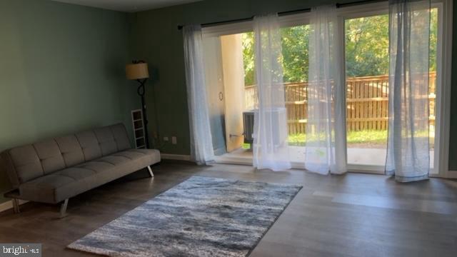 TREETOP CONDO - Residential Lease