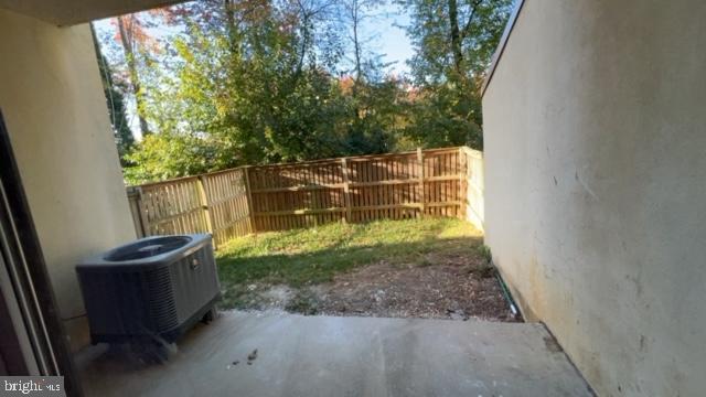 TREETOP CONDO - Residential Lease