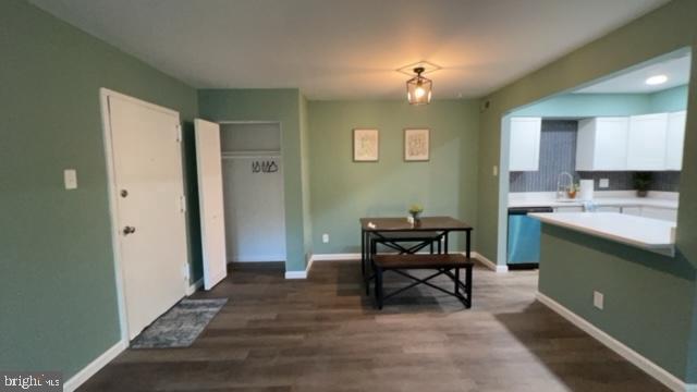 TREETOP CONDO - Residential Lease