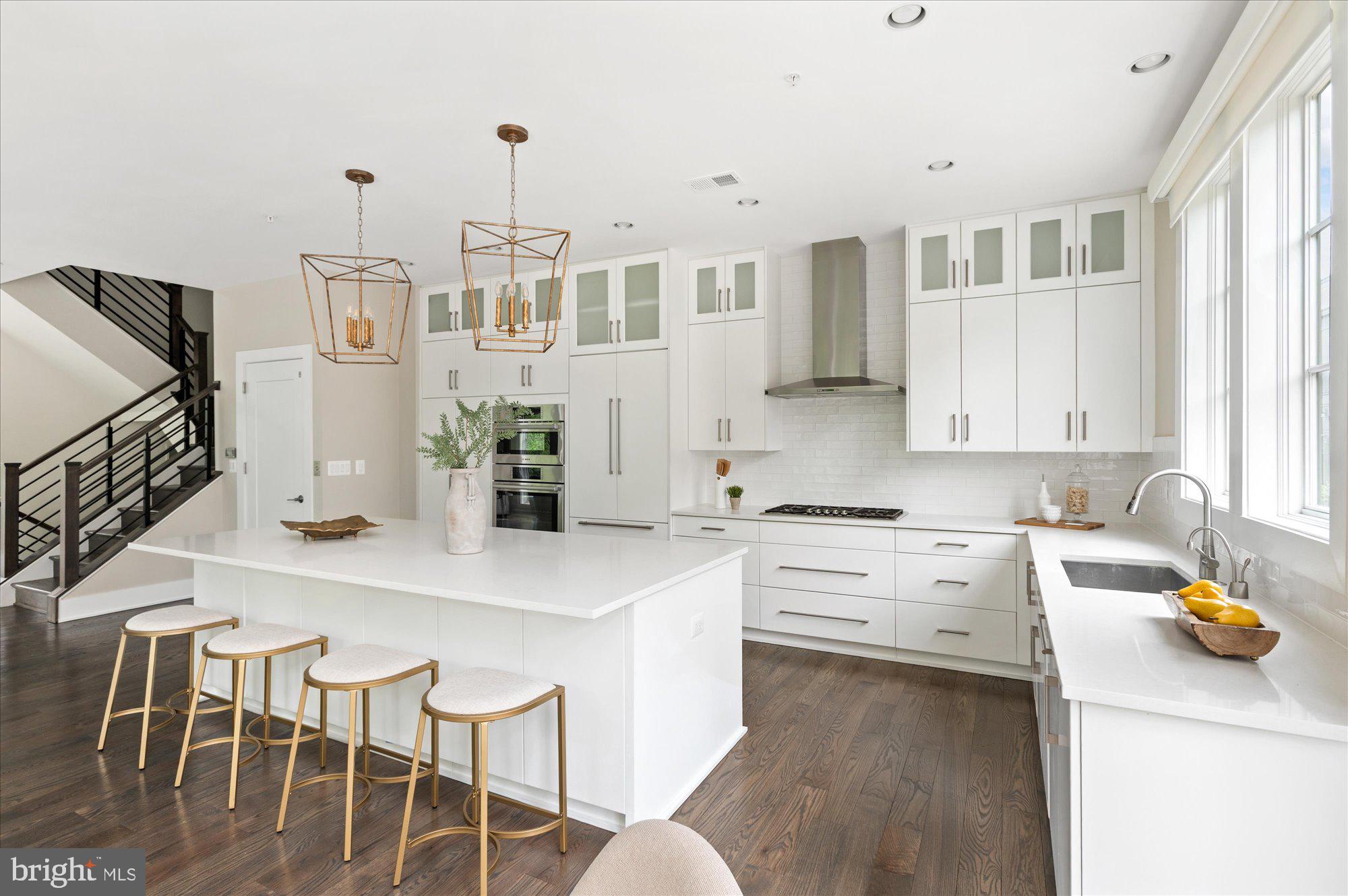CHEVY CHASE - Residential