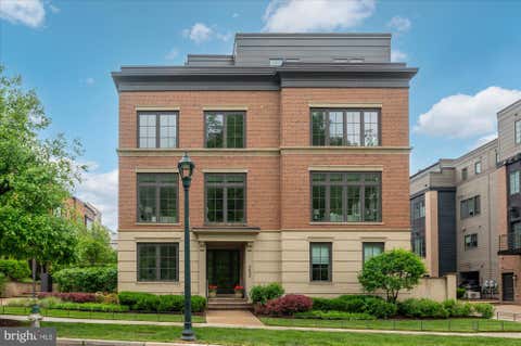 Townhouse For Sale - 3635 Chevy Chase Lake Drive<br/> CHEVY CHASE, MD 20815