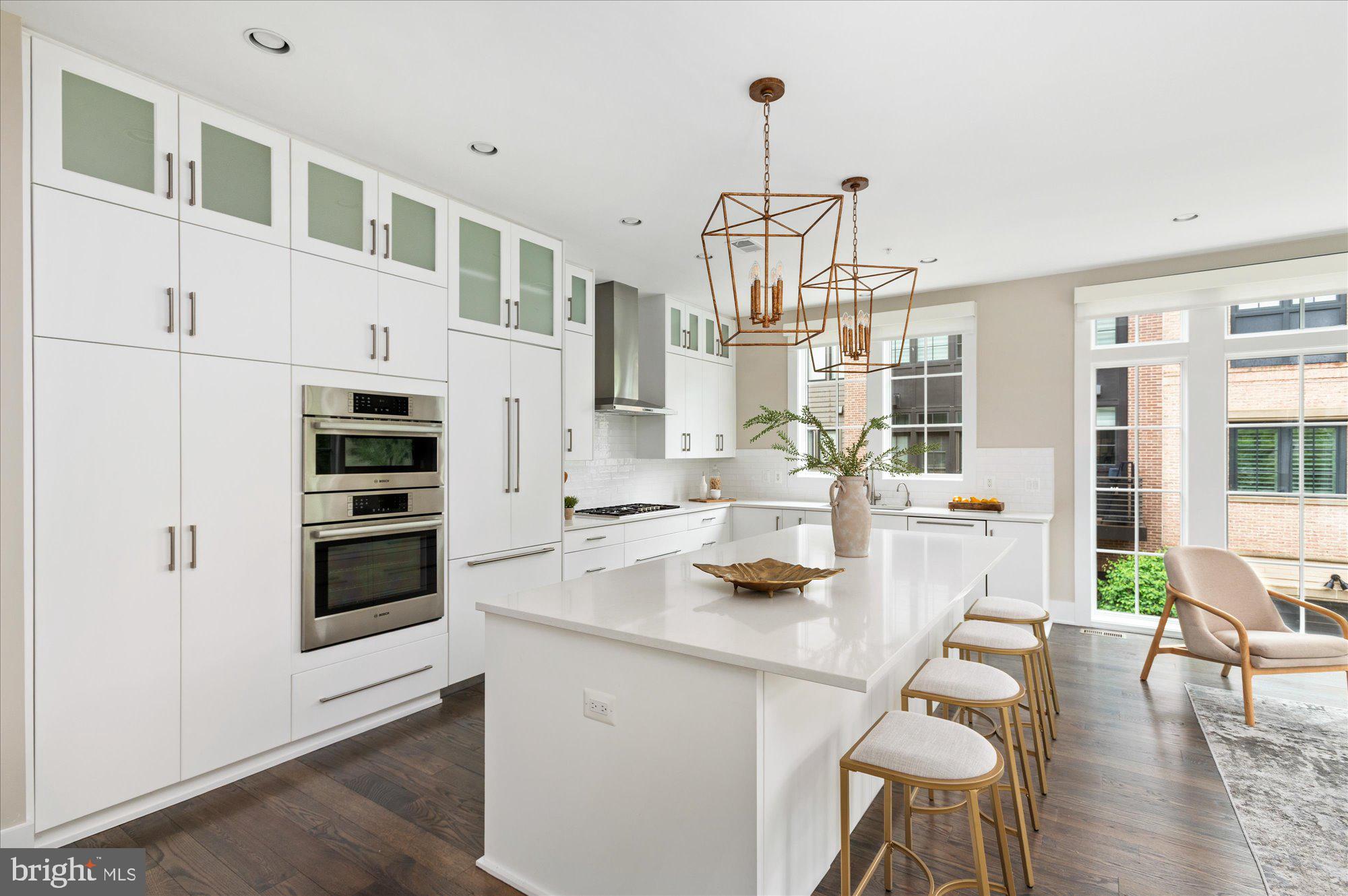 CHEVY CHASE - Residential