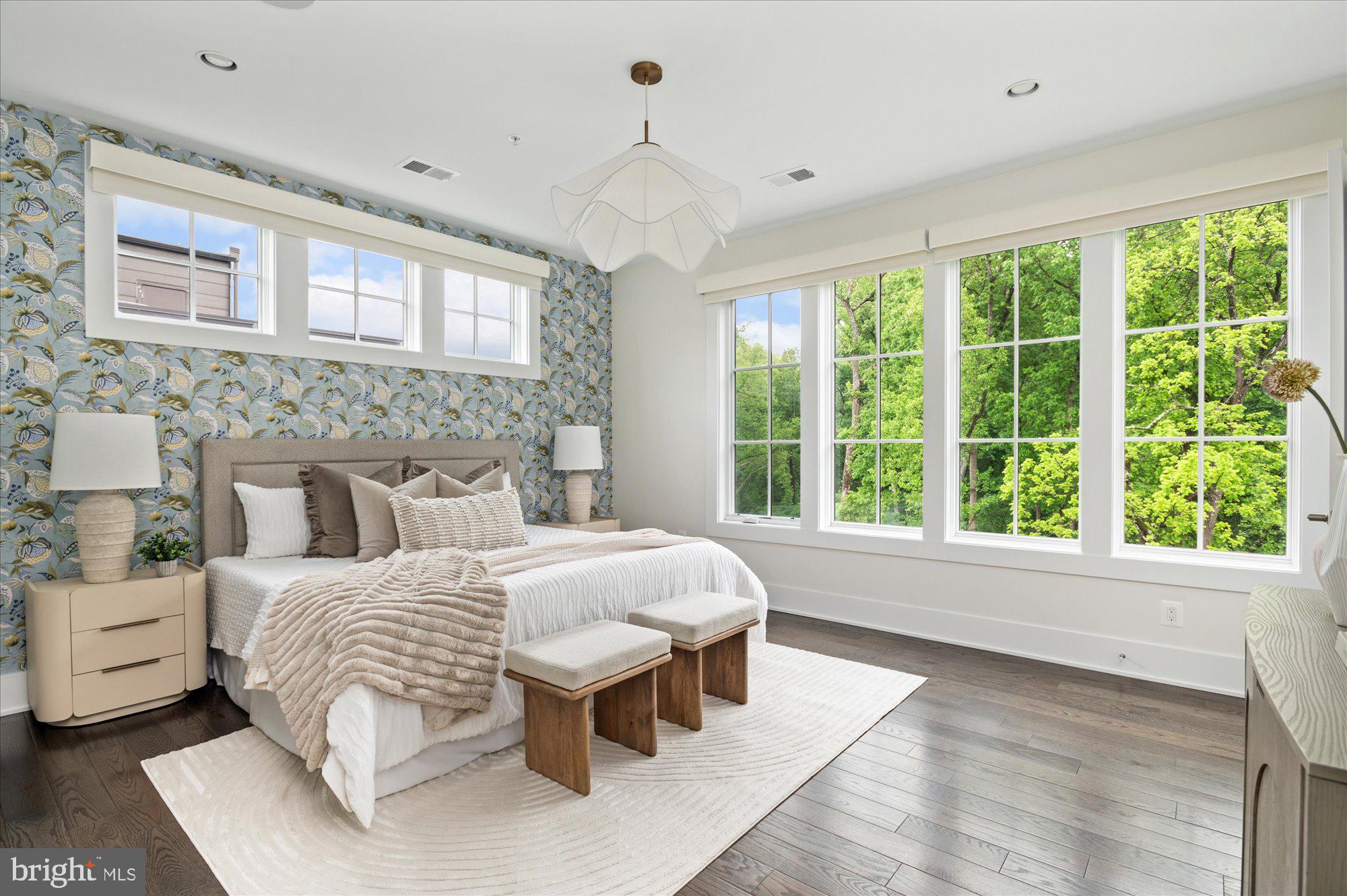 CHEVY CHASE - Residential