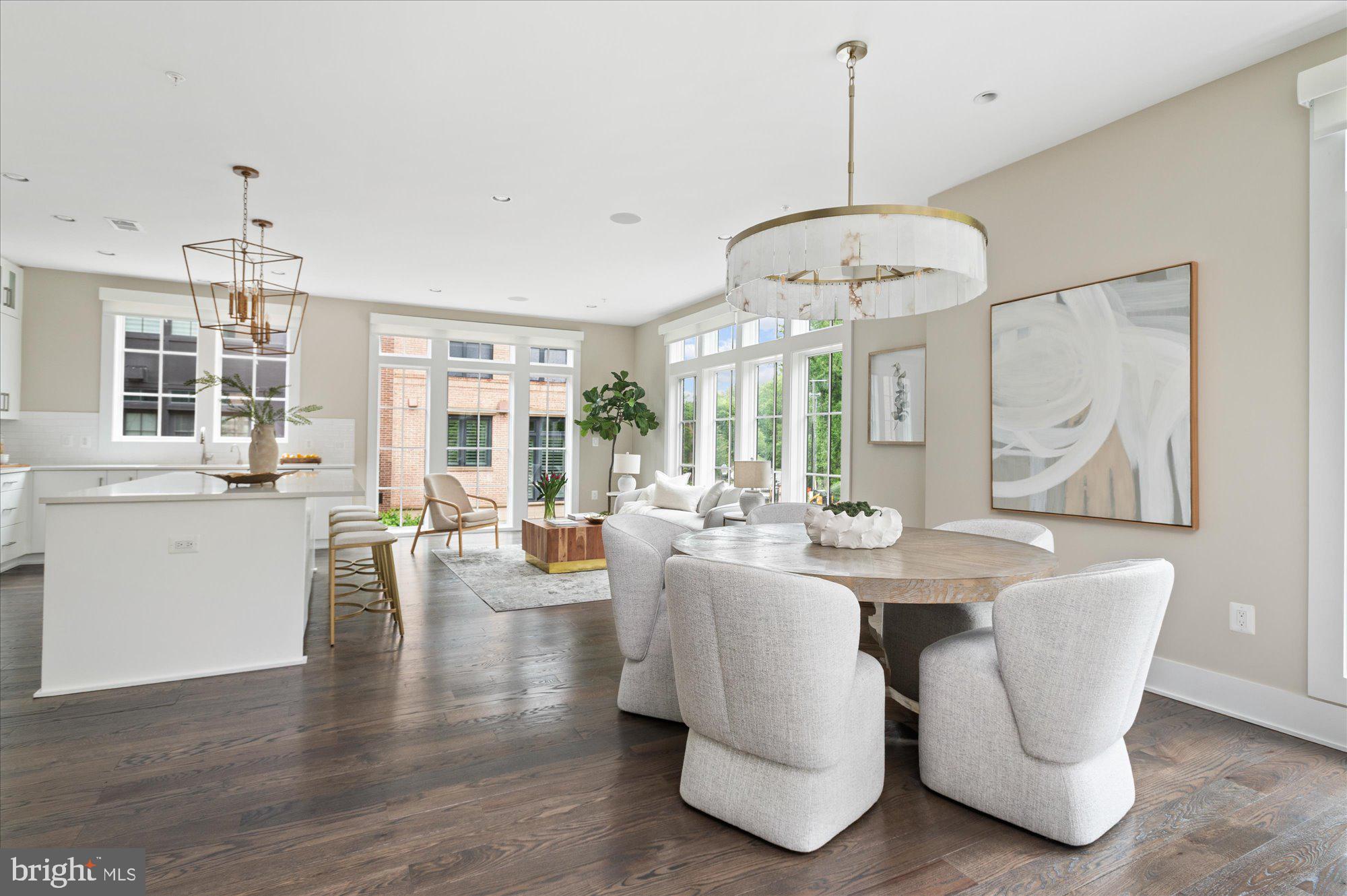 CHEVY CHASE - Residential