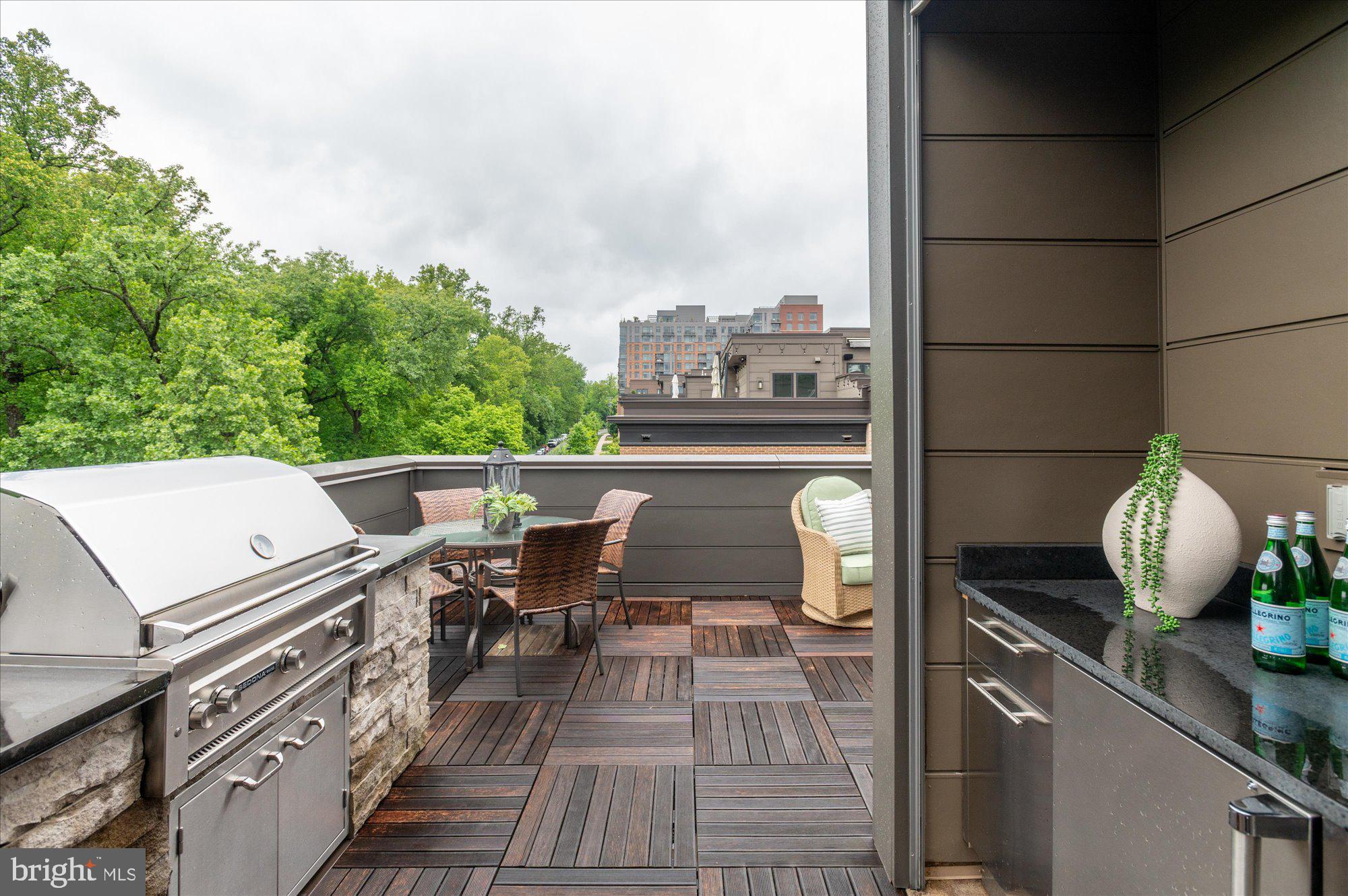 CHEVY CHASE - Residential