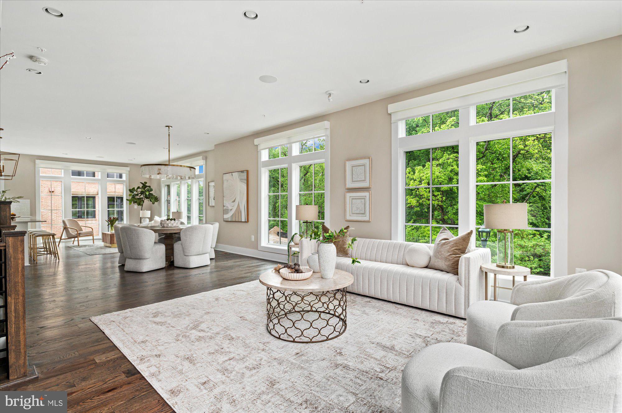CHEVY CHASE - Residential