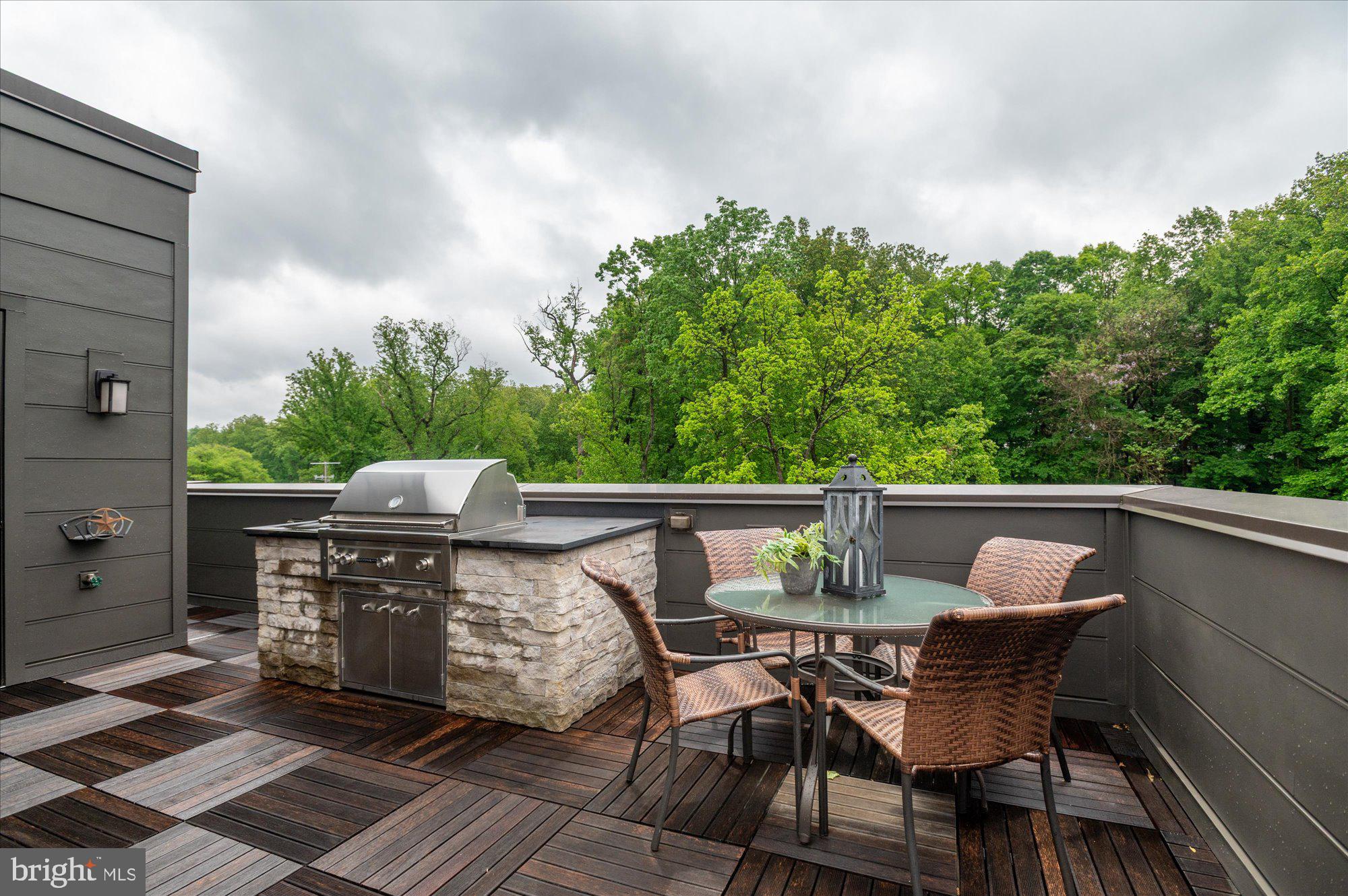 CHEVY CHASE - Residential