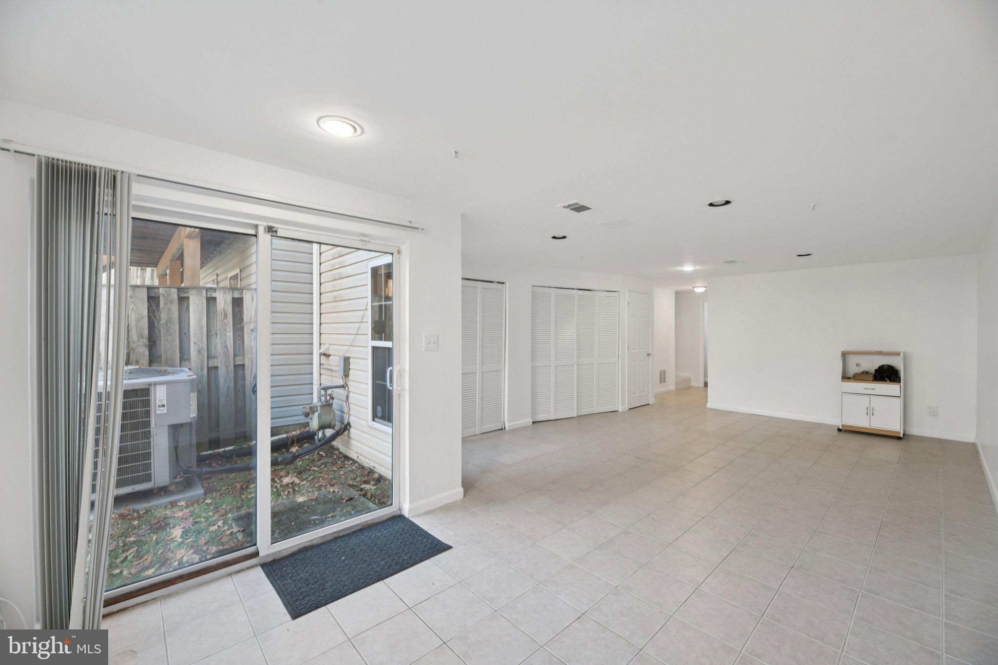 MARLTON TOWN CENTER - Residential