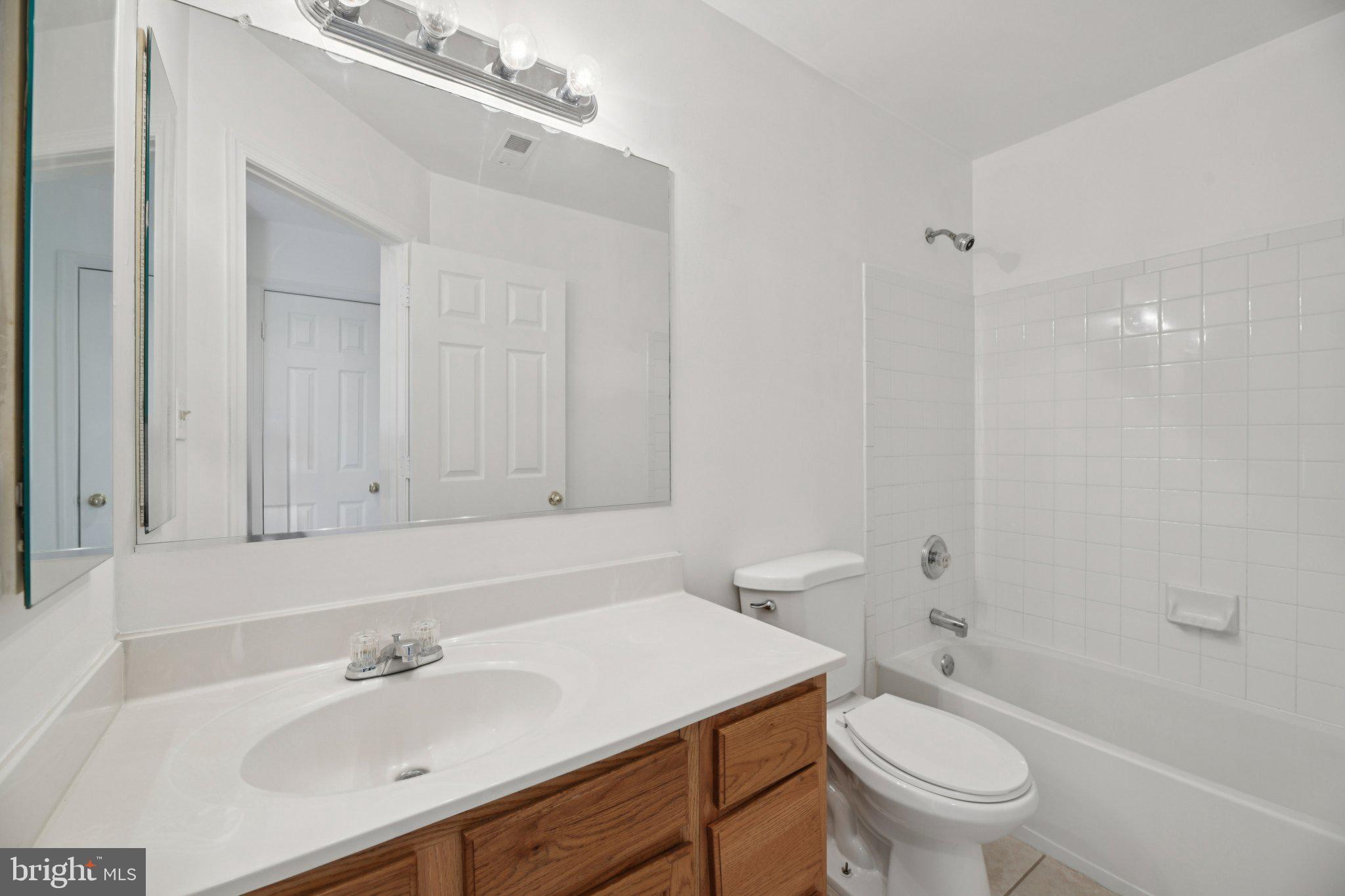 MARLTON TOWN CENTER - Residential