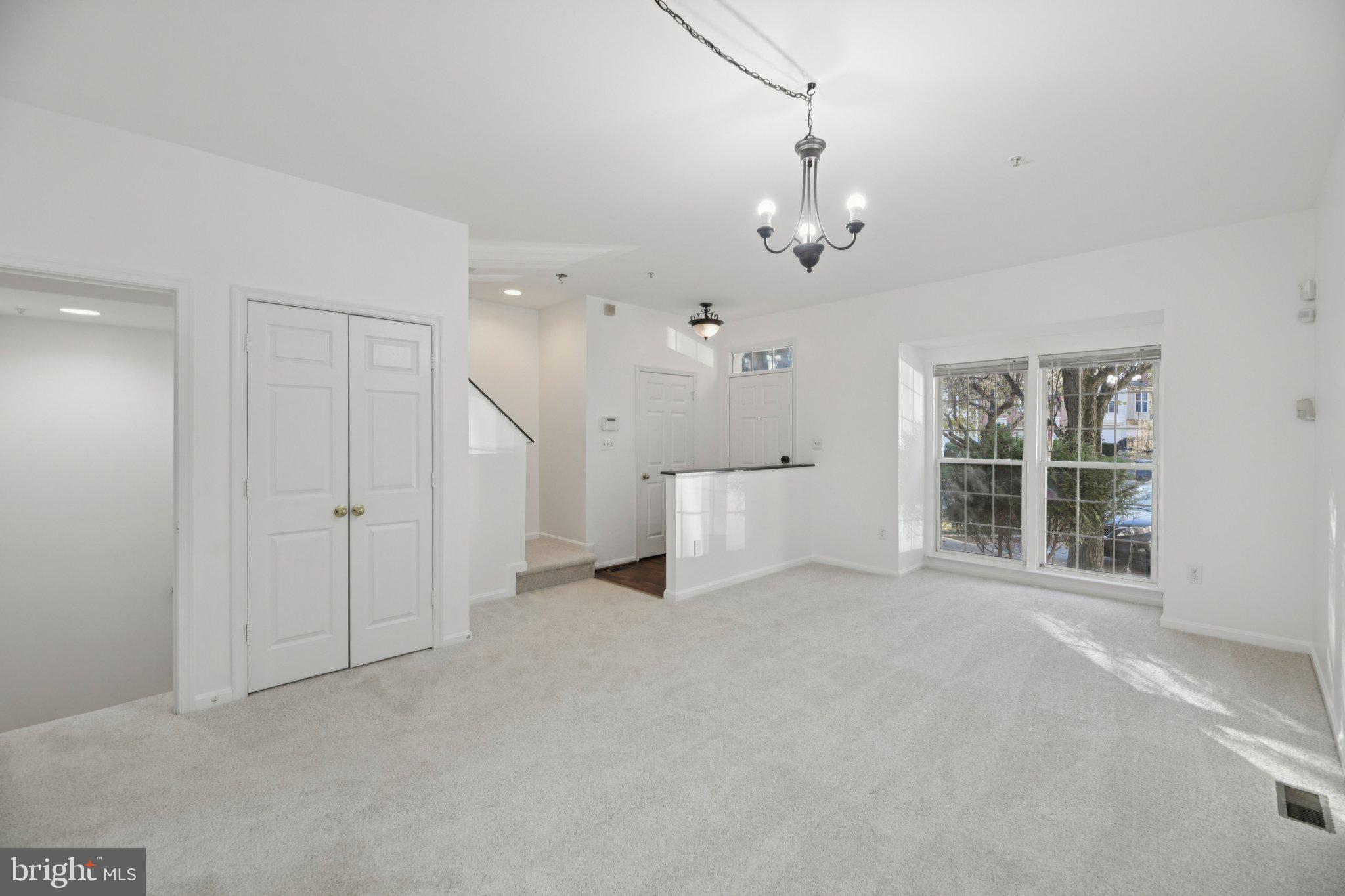 MARLTON TOWN CENTER - Residential