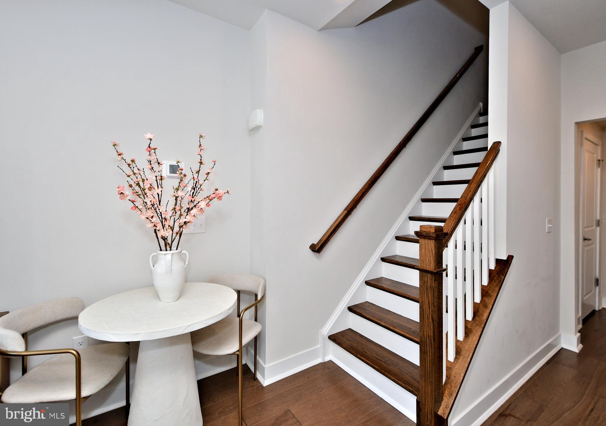 STEELPOINTE - Residential