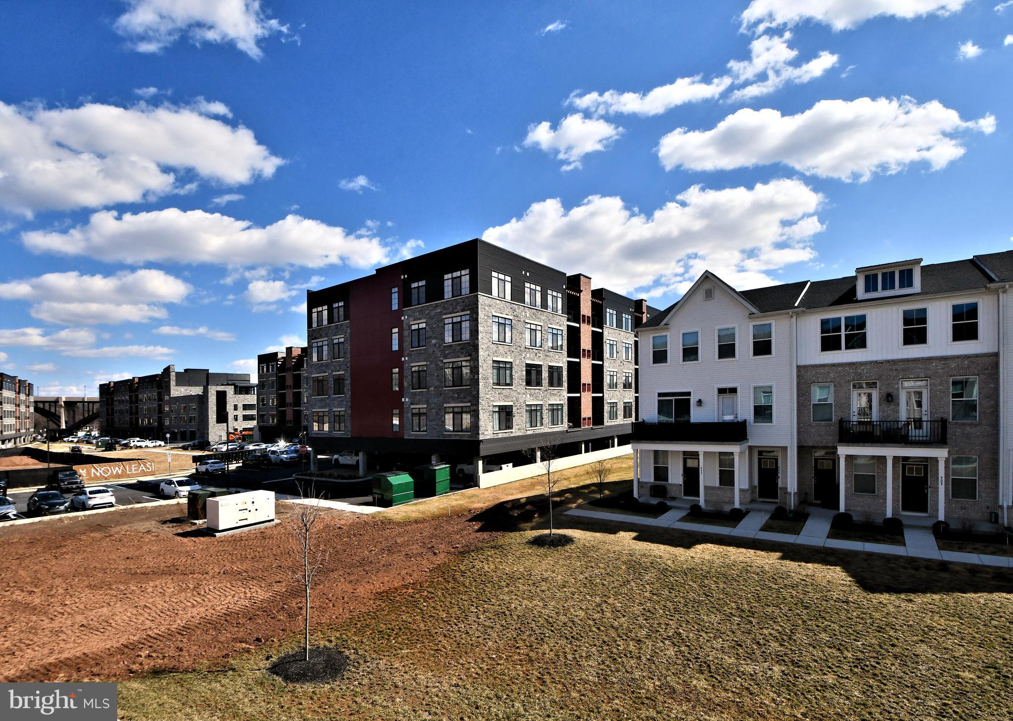 STEELPOINTE - Residential