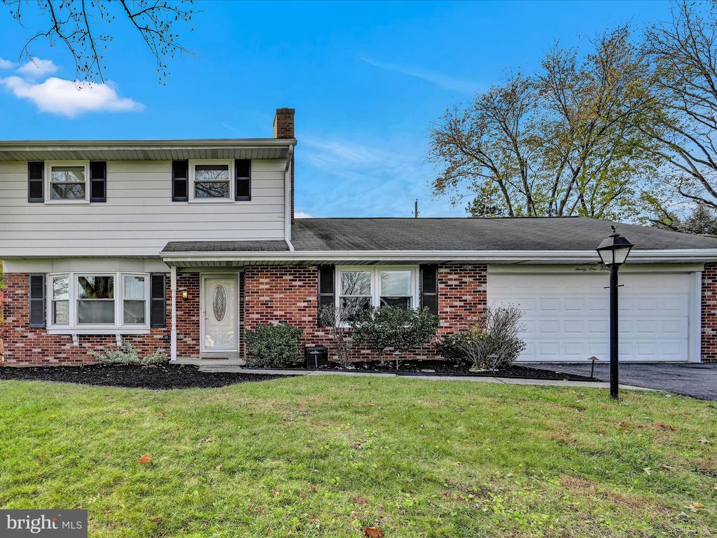 Photo of 2130 Coventry Road, LANCASTER, PA 17601 (MLS # PALA2061054)