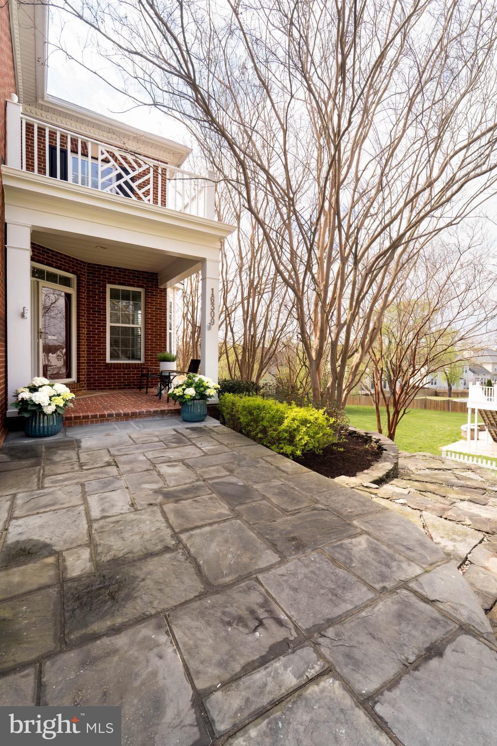 POWELLS LANDING - Residential