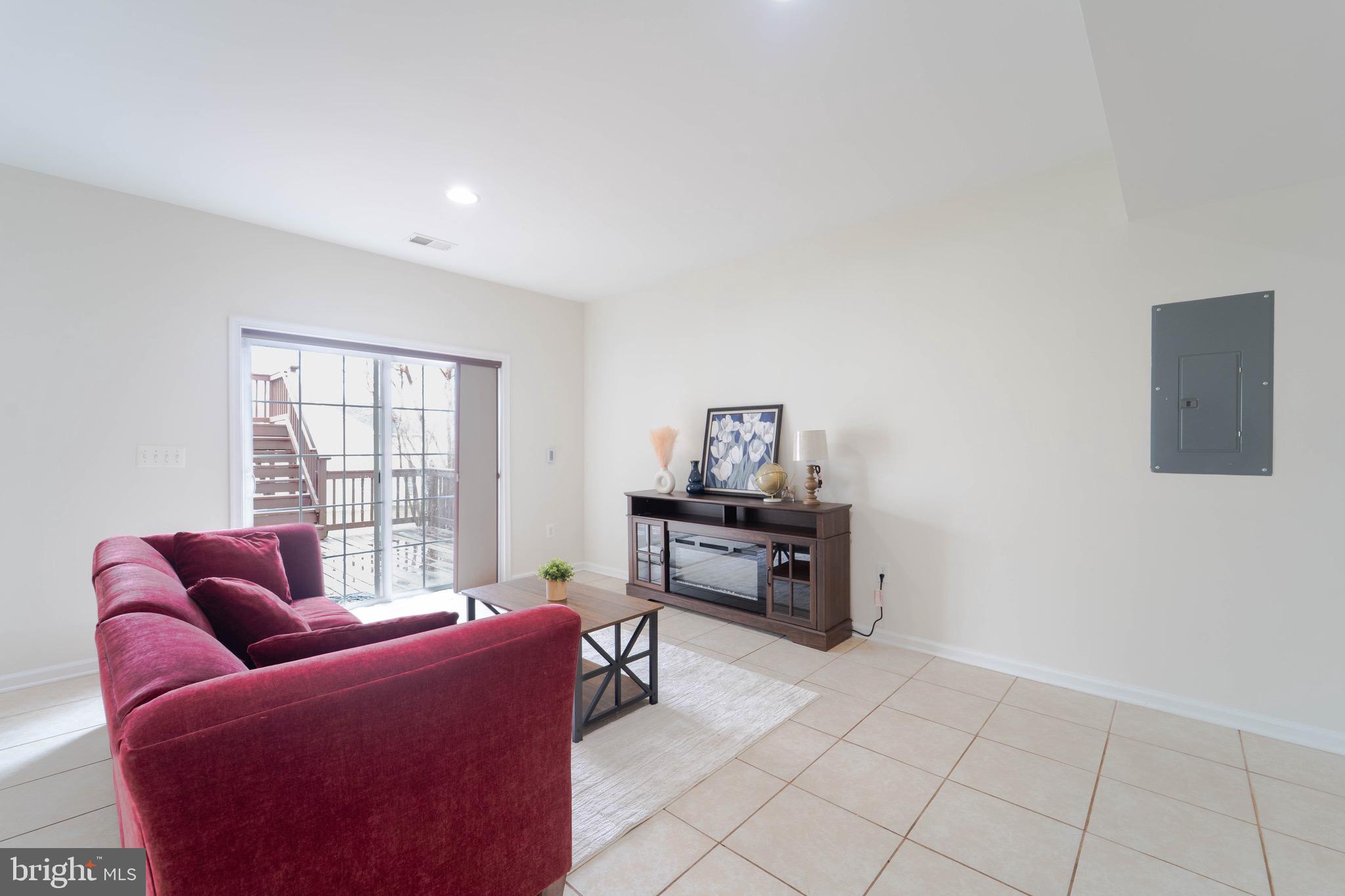 POWELLS LANDING - Residential