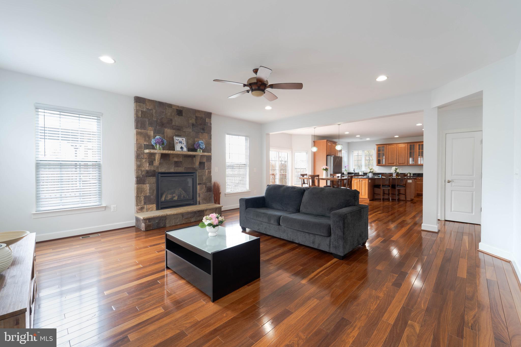 POWELLS LANDING - Residential