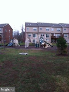 ST CHARLES SUB - SHEFFIELD - Residential Lease