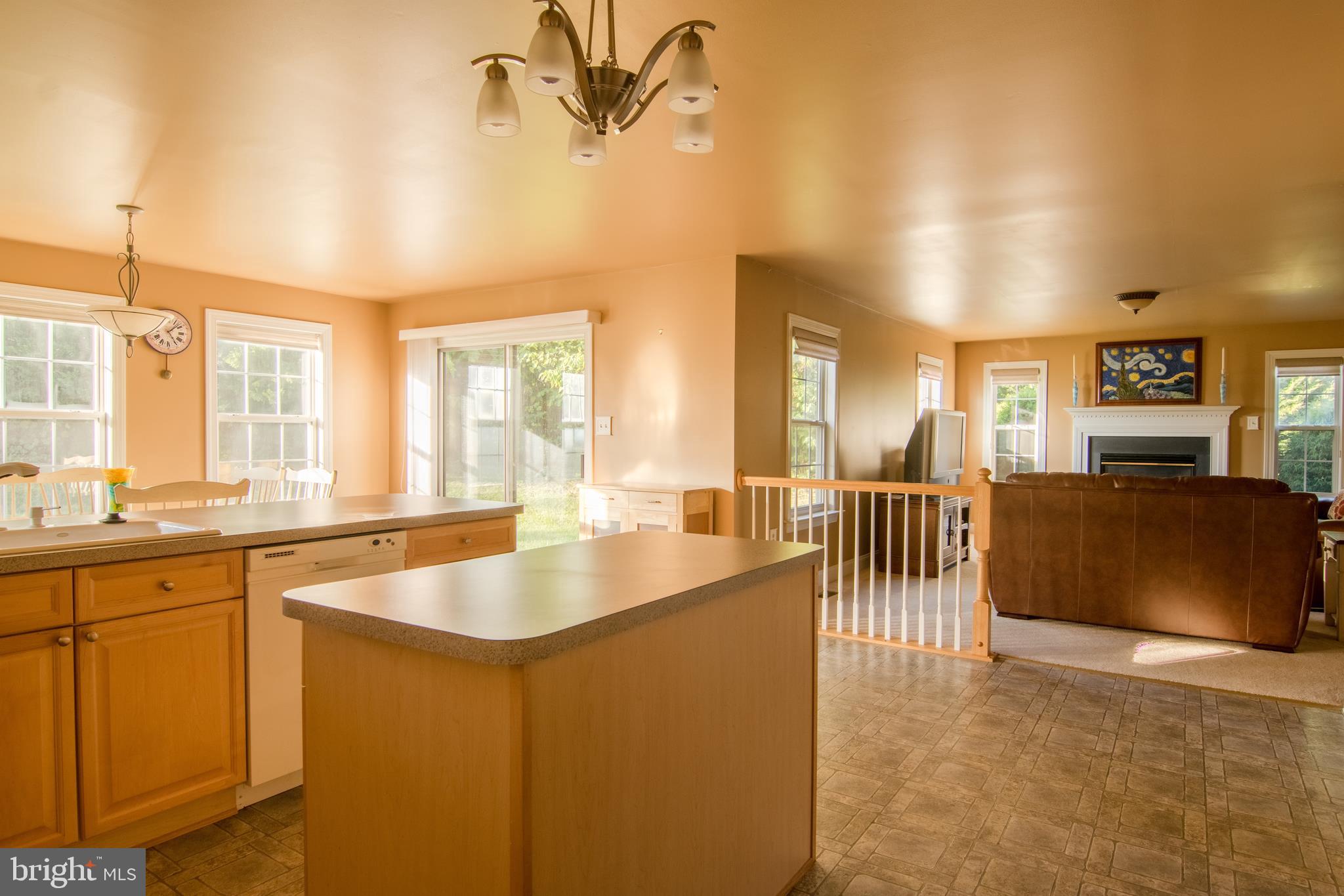 MEADOW BROOK - Residential