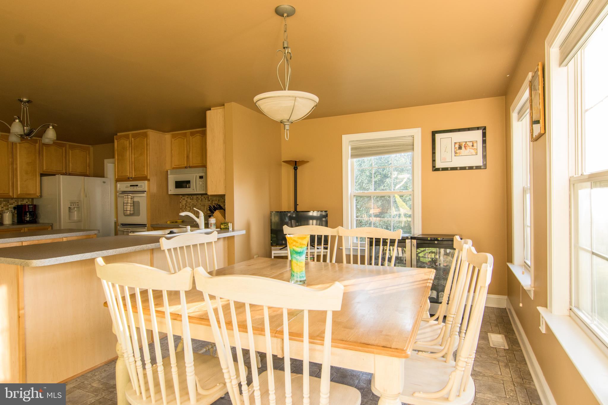 MEADOW BROOK - Residential