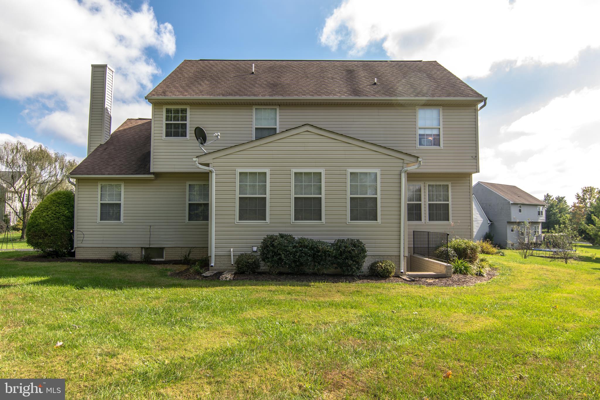 MEADOW BROOK - Residential