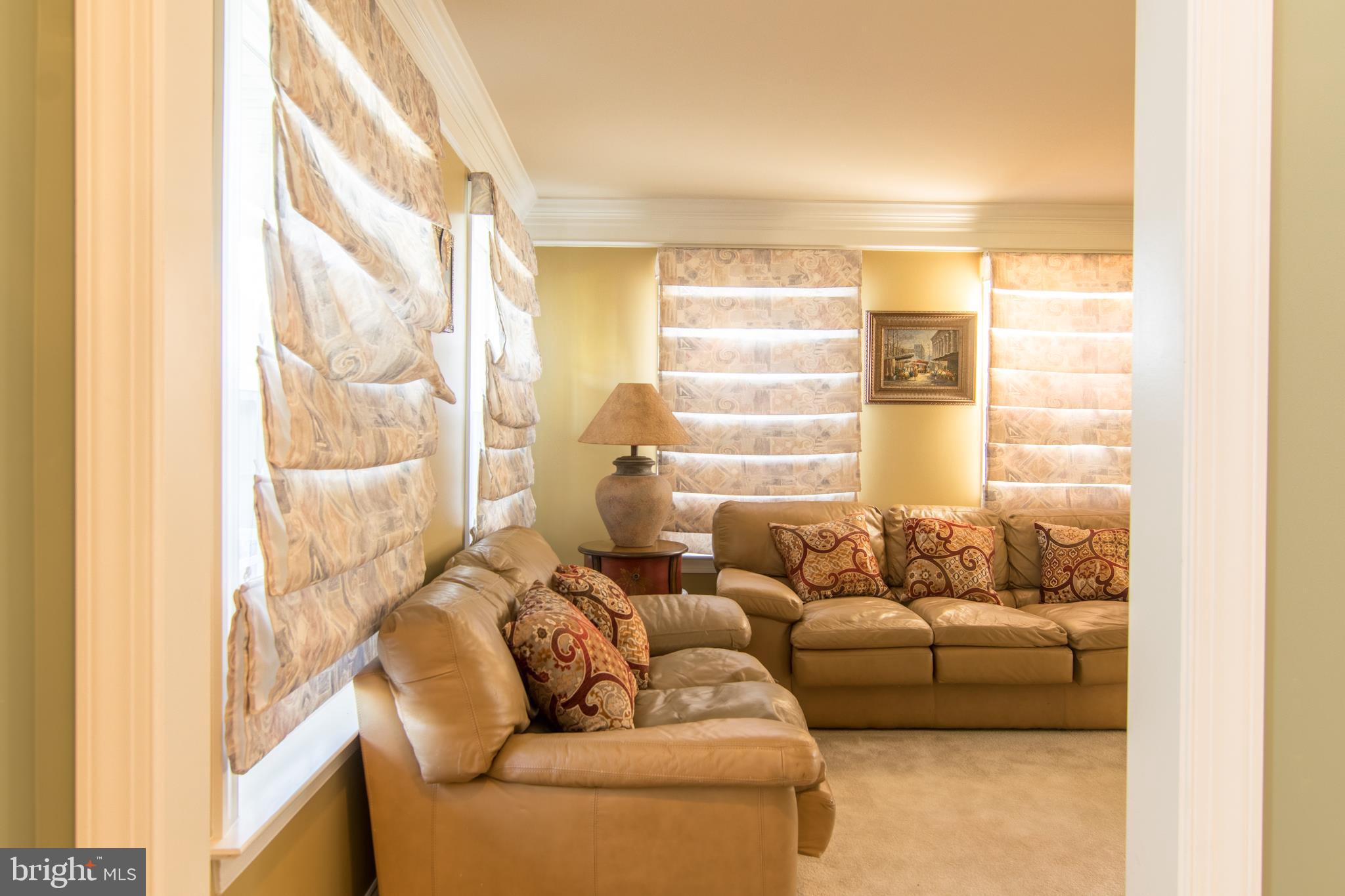 MEADOW BROOK - Residential