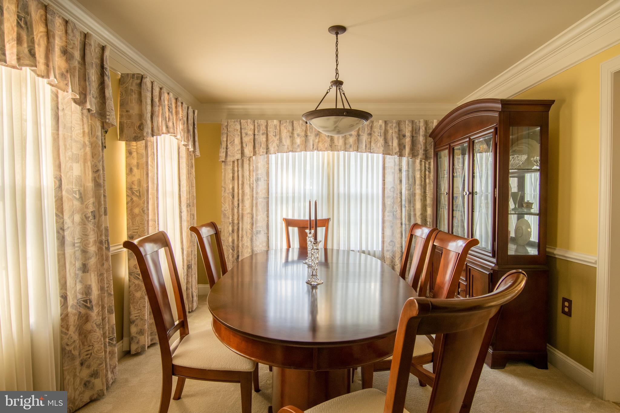 MEADOW BROOK - Residential