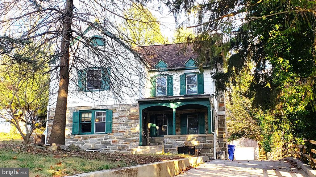 Photo of 1225 Willow Street Pike, Lancaster, PA 17602 (MLS # PALA2043972)