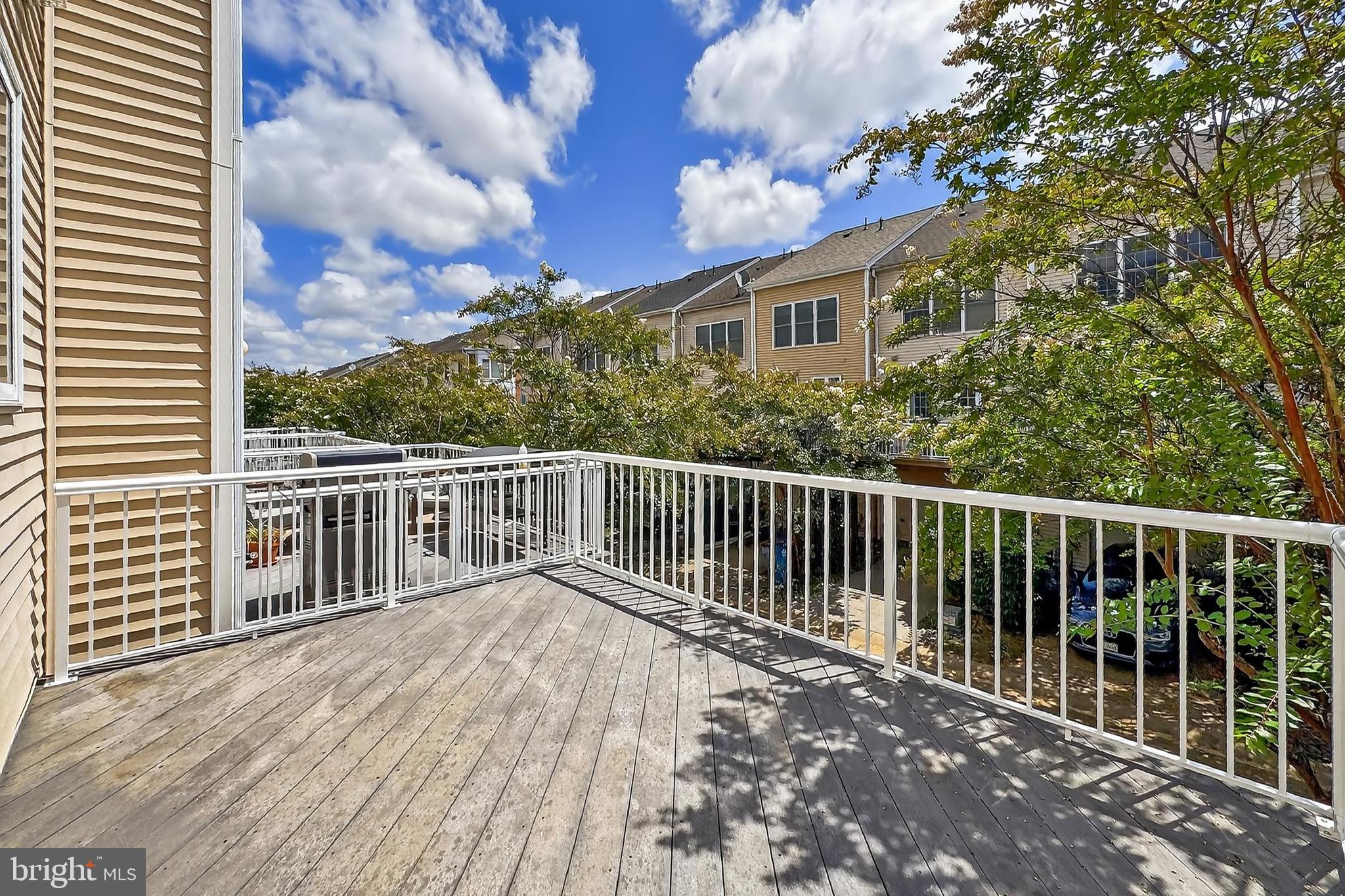 SOUTH RIDING - Residential Lease