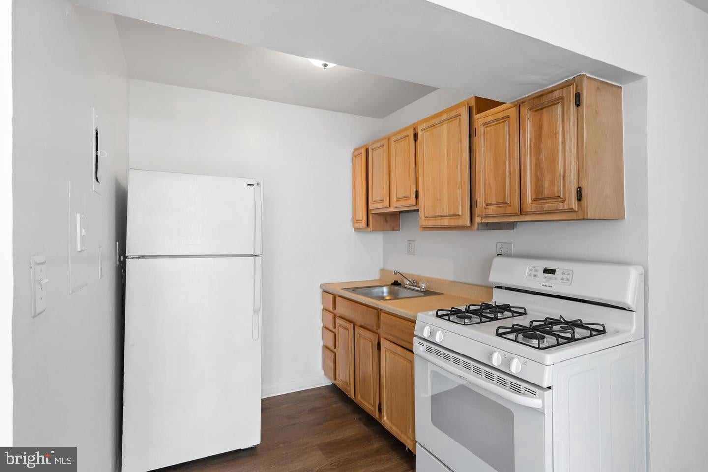 5120 ASTOR PLACE SE
