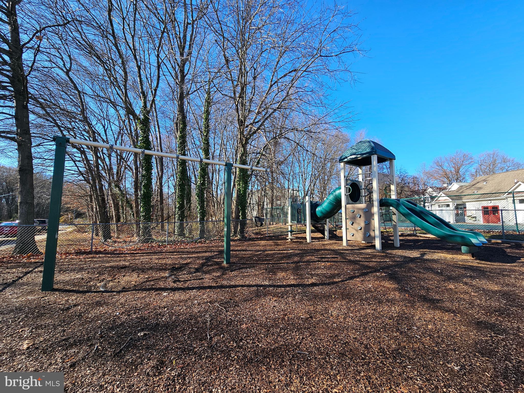 SOUTH MEADOWS - Residential Lease