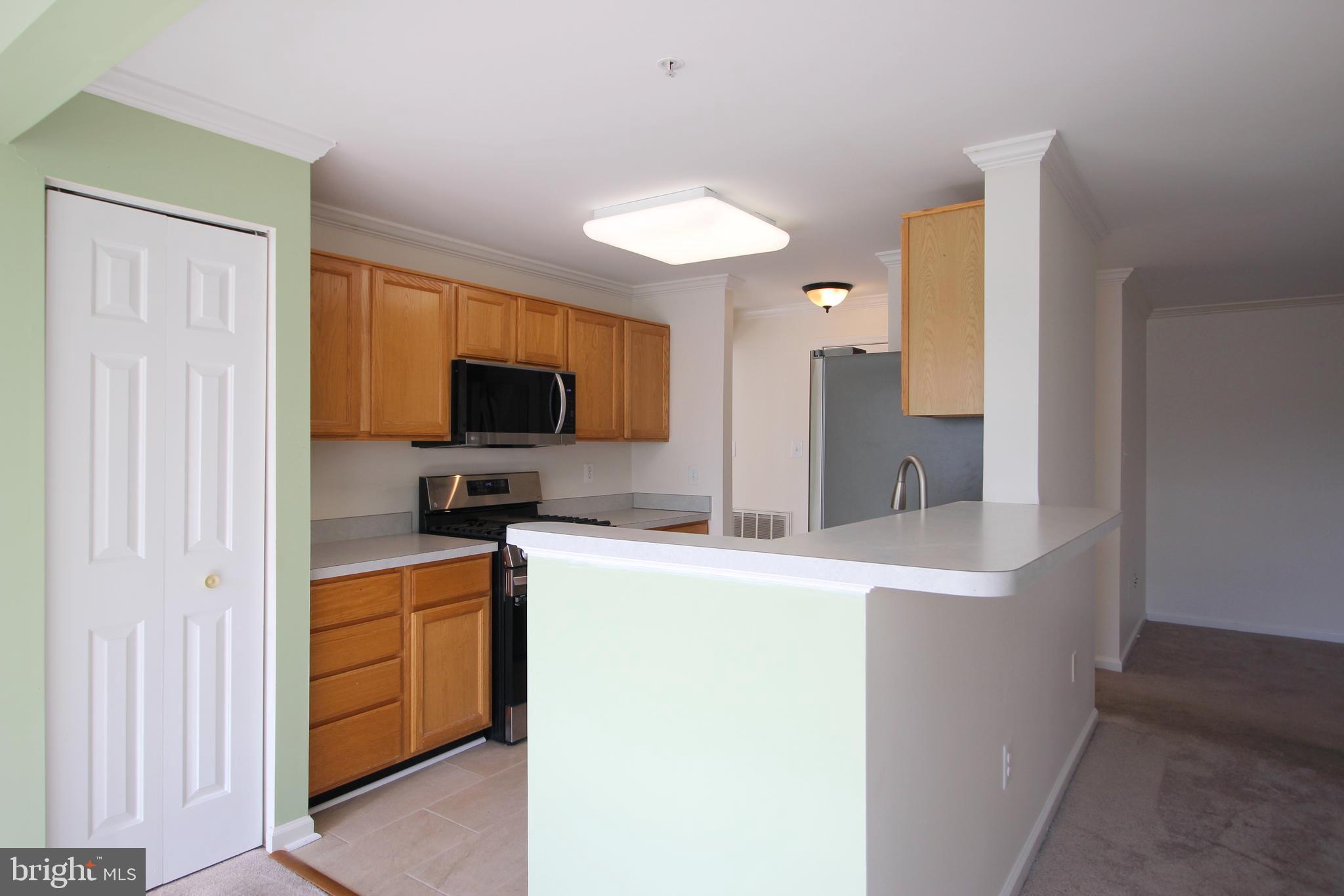 SOUTH MEADOWS - Residential Lease