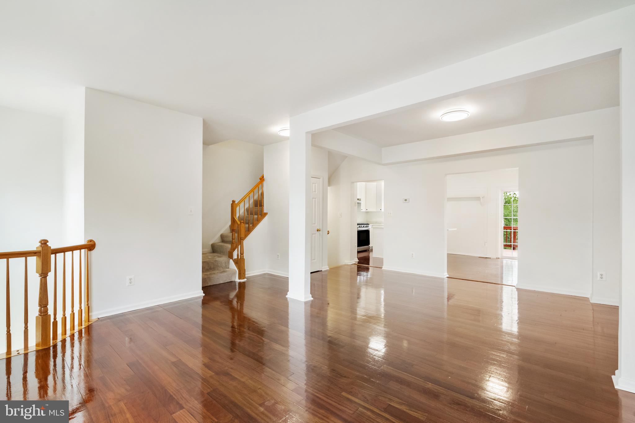 SYCAMORE HILL - Residential