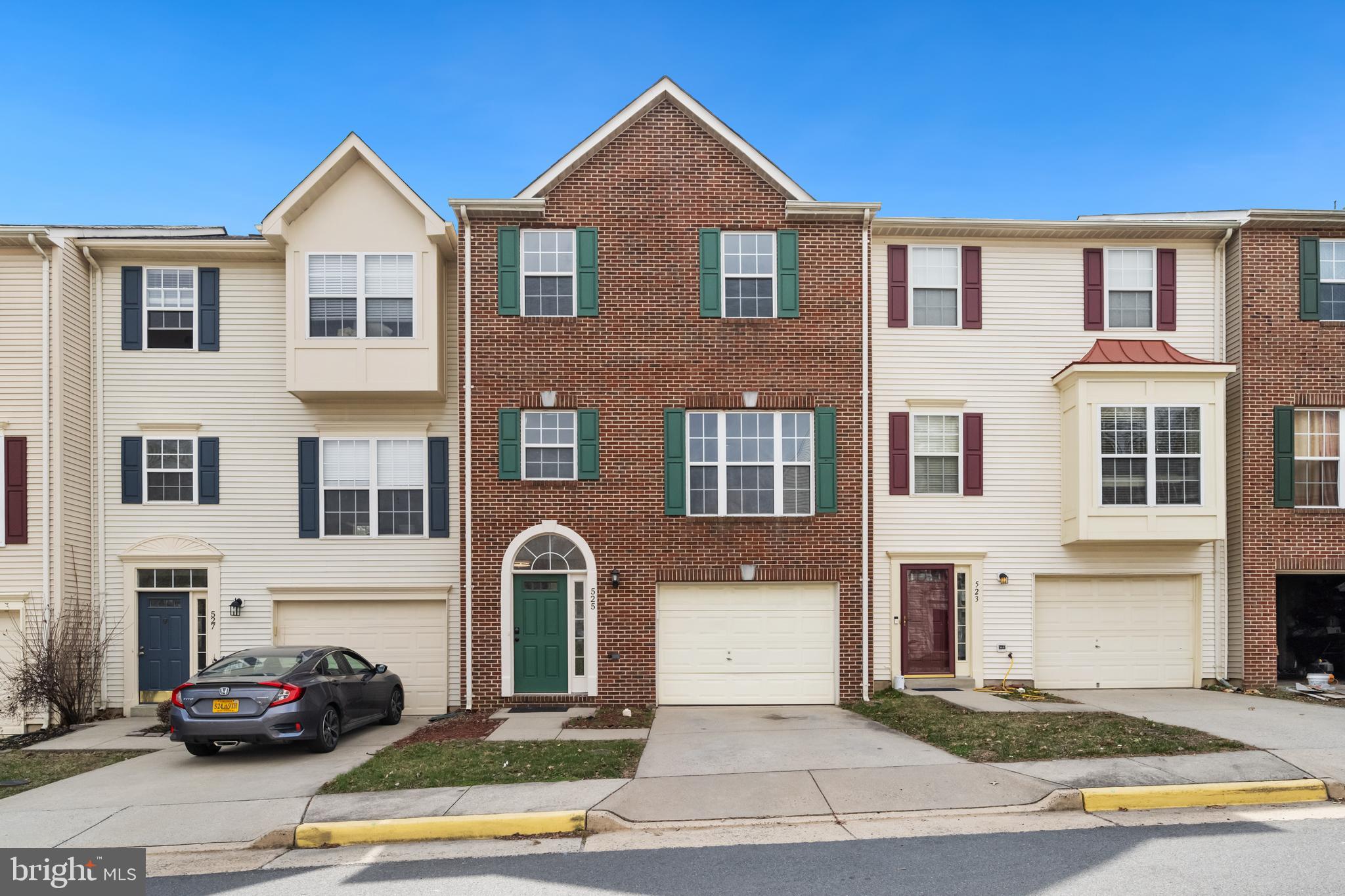 SYCAMORE HILL - Residential