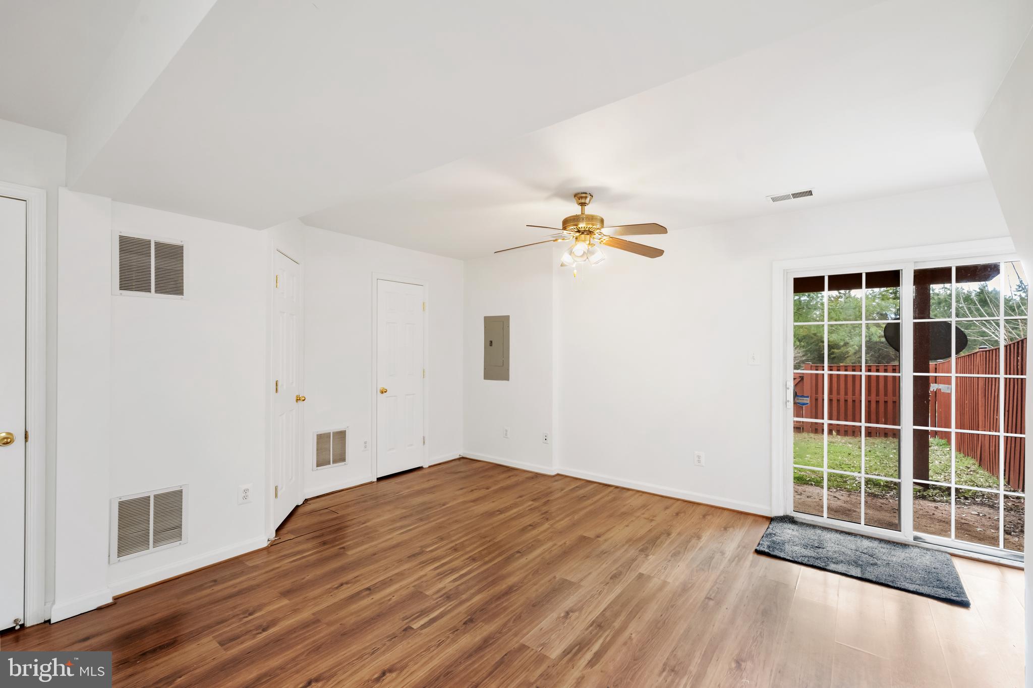 SYCAMORE HILL - Residential