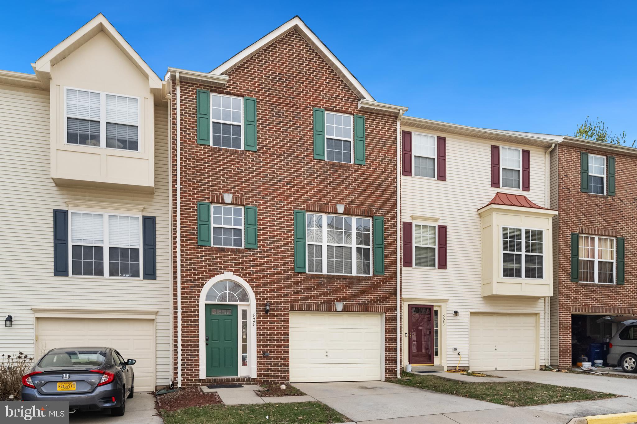 SYCAMORE HILL - Residential