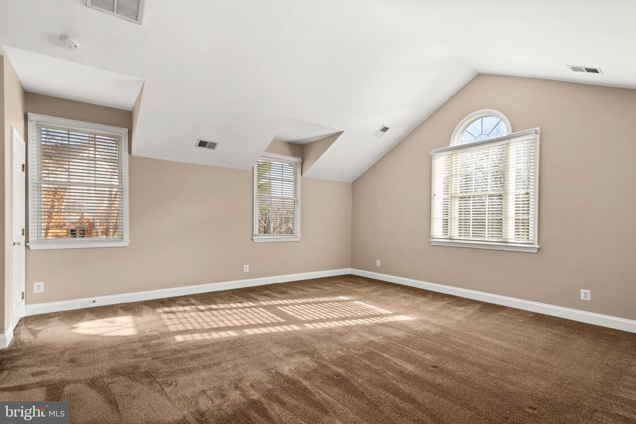 WEST MC LEAN - Residential